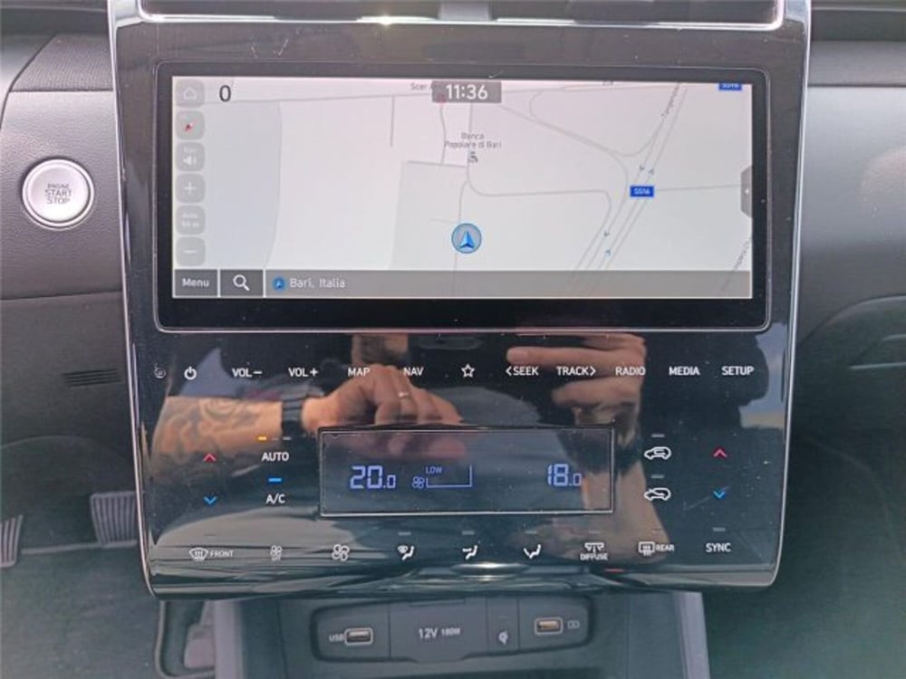 Hyundai Tucson usata a Bari (16)