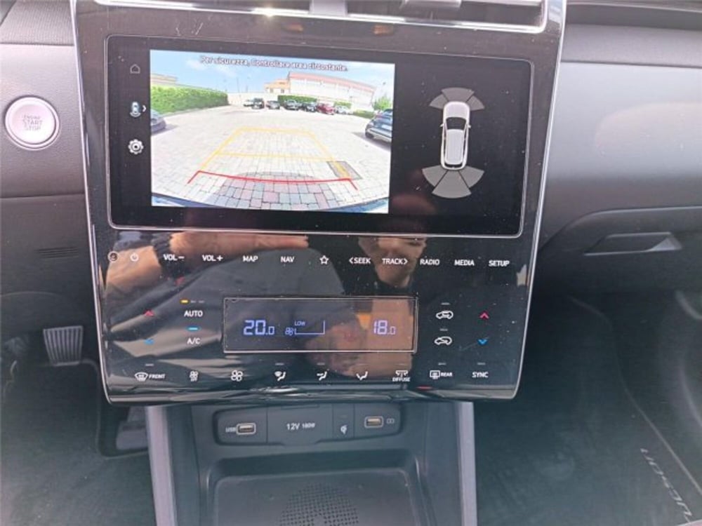 Hyundai Tucson usata a Bari (18)