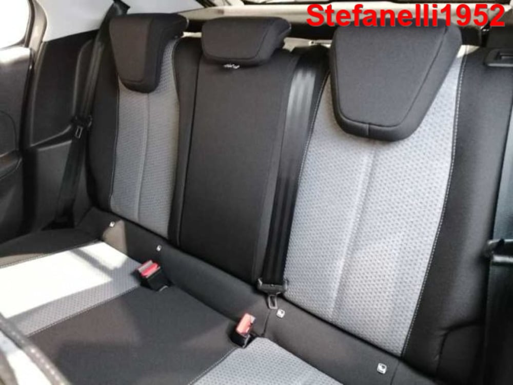 Opel Corsa nuova a Bologna (9)