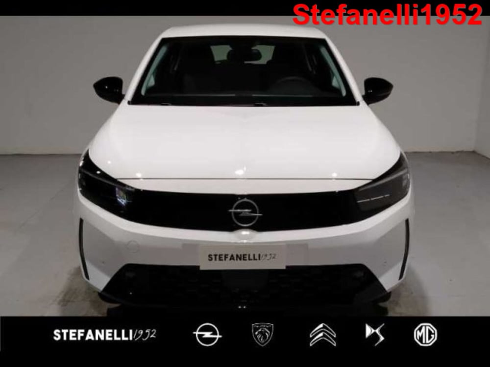 Opel Corsa nuova a Bologna (2)