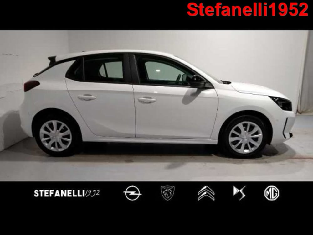 Opel Corsa nuova a Bologna (3)
