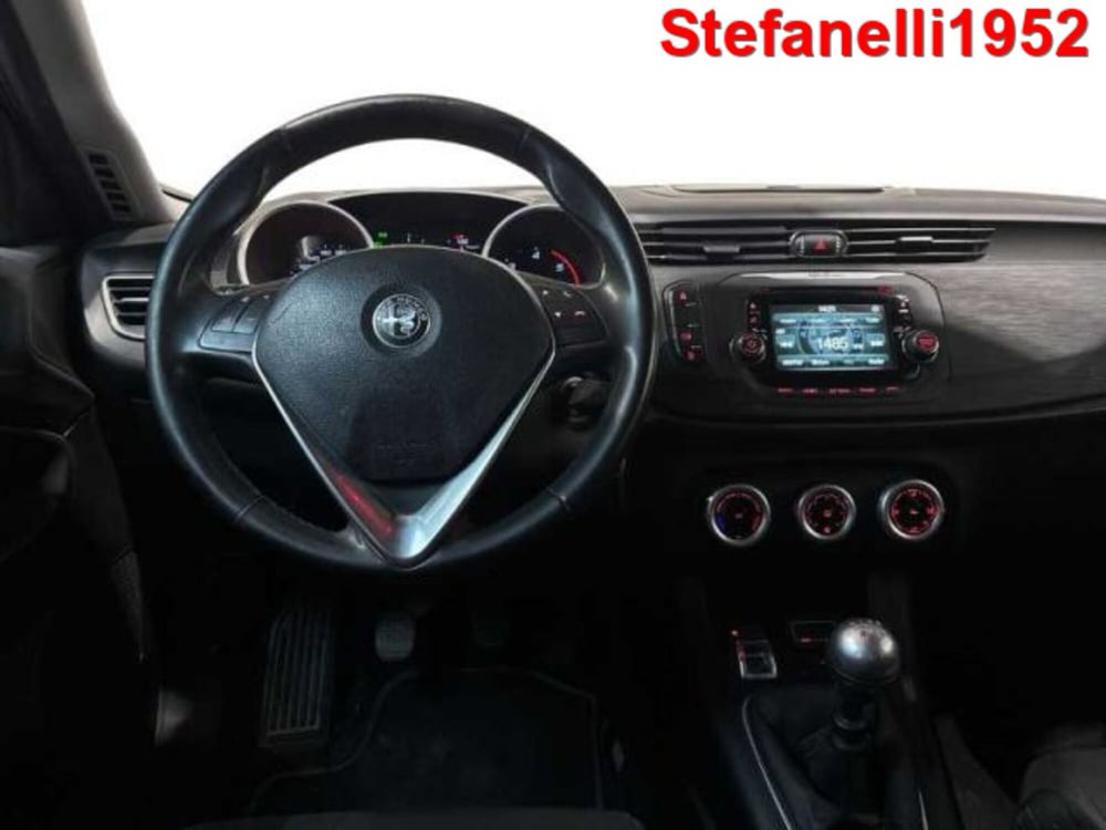 Alfa Romeo Giulietta usata a Bologna (14)