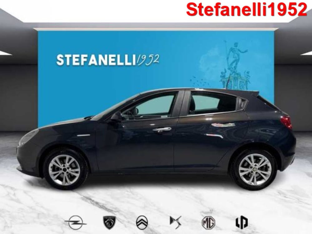 Alfa Romeo Giulietta usata a Bologna (4)