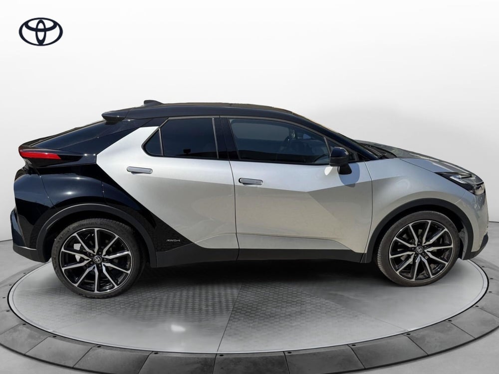 Toyota Toyota C-HR usata a Como (13)