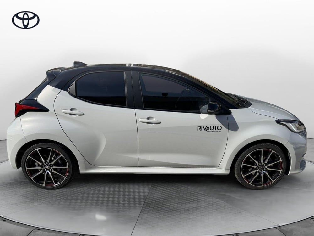 Toyota Yaris GR Sport usata a Como (13)