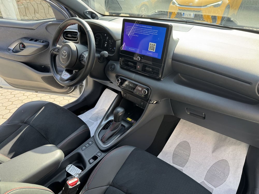 Toyota Yaris GR Sport usata a Como (6)
