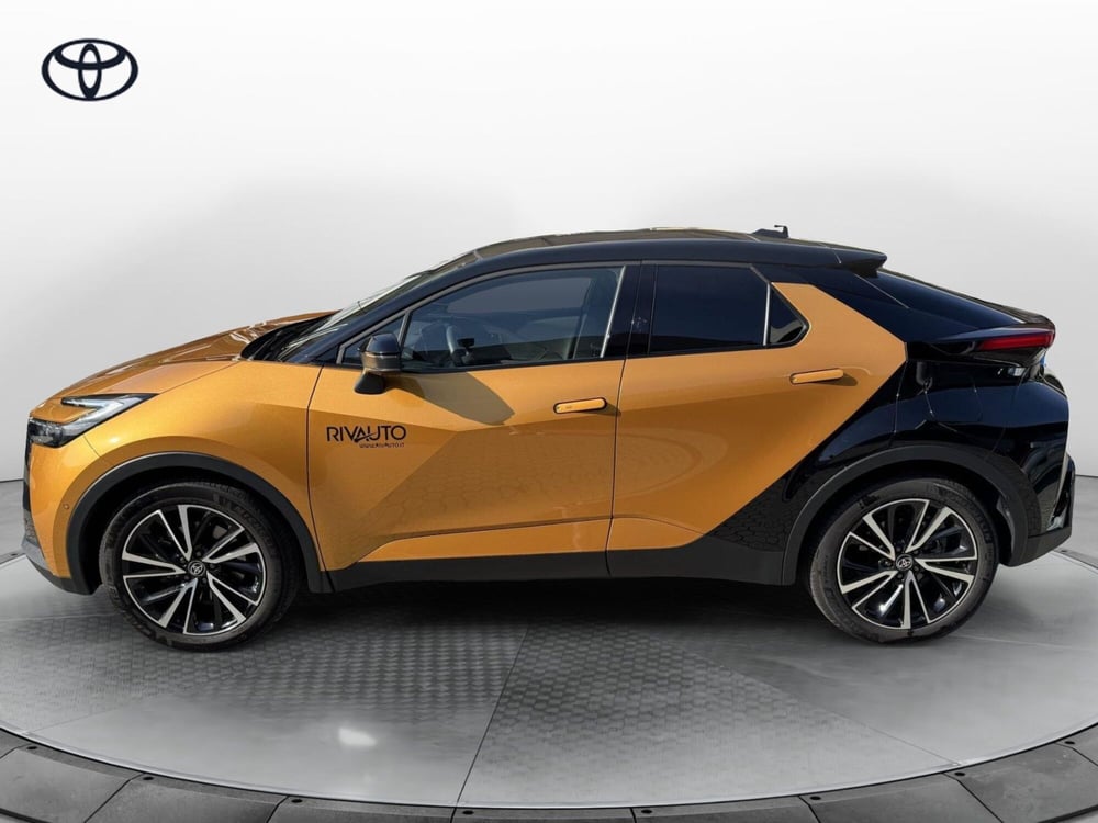 Toyota Toyota C-HR usata a Como (3)