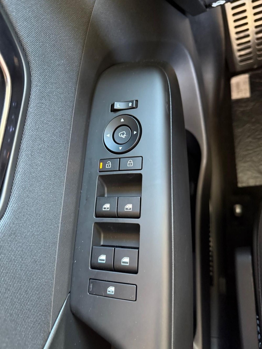Hyundai Kona nuova a Torino (12)