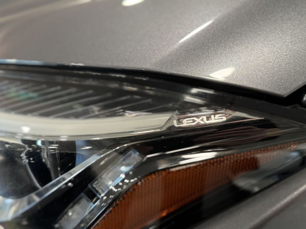 Lexus UX usata a Brescia (16)