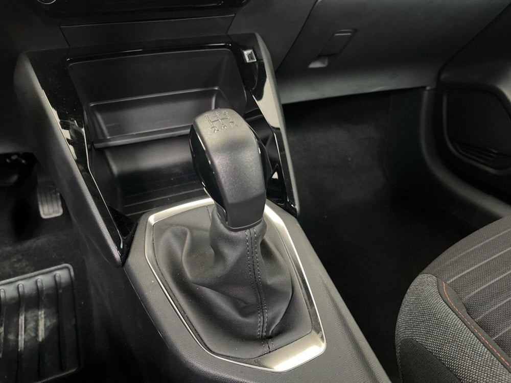 Peugeot 208 usata a Torino (13)