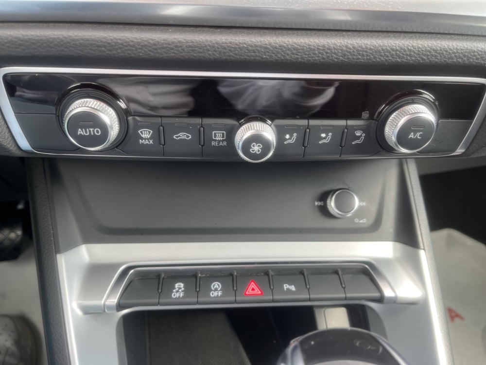 Audi Q3 Sportback usata a Catania (14)