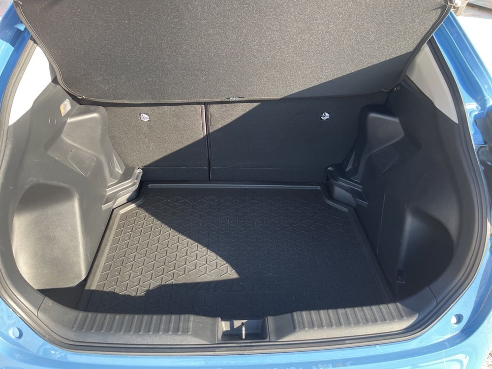 Toyota Yaris Cross usata a Ragusa (6)
