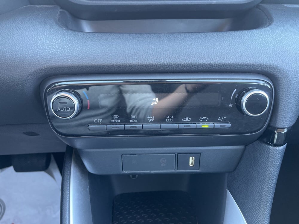 Toyota Yaris usata a Ragusa (14)