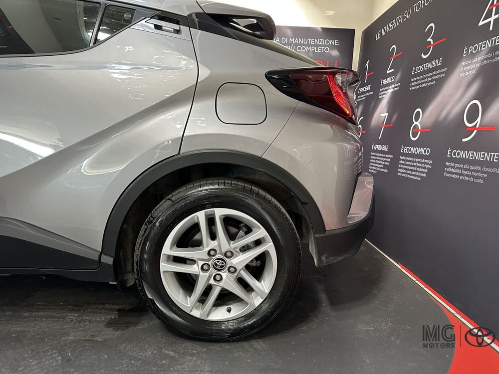 Toyota Toyota C-HR usata a Viterbo (14)