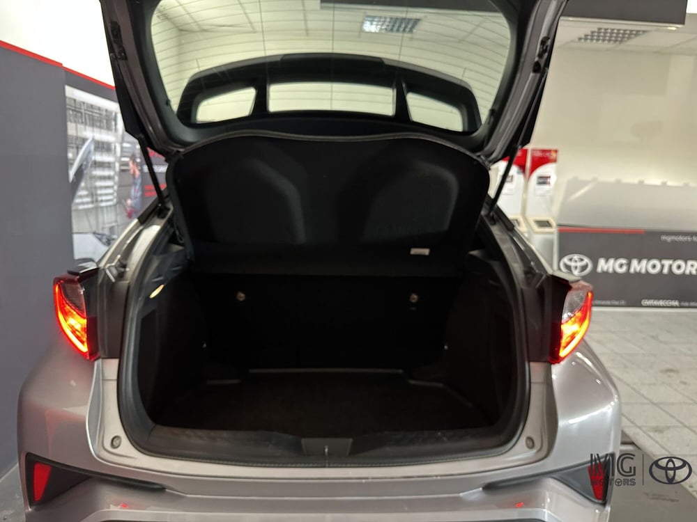 Toyota Toyota C-HR usata a Viterbo (15)