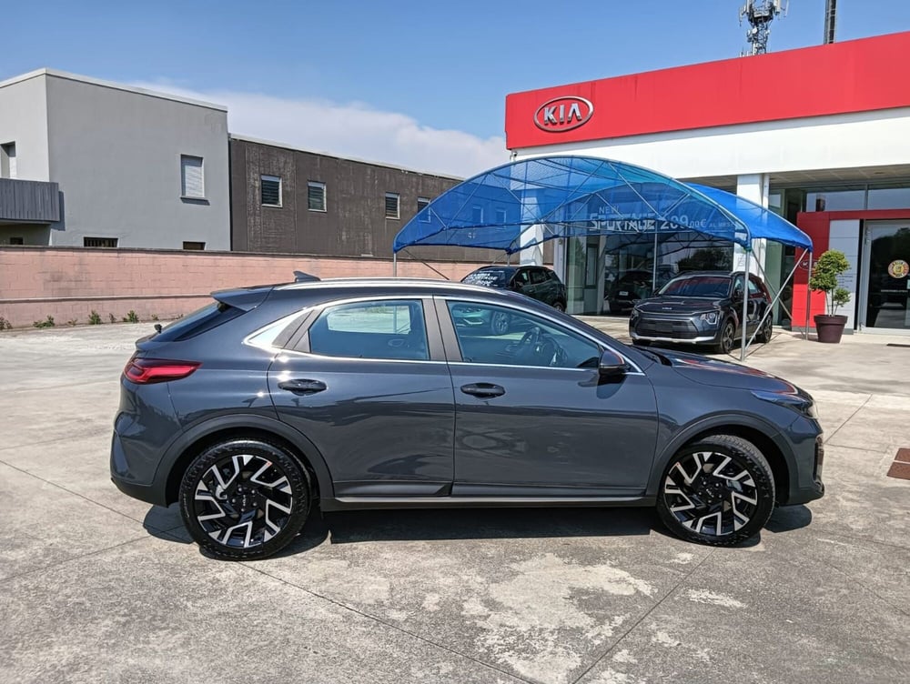 Kia XCeed nuova a Cremona (4)