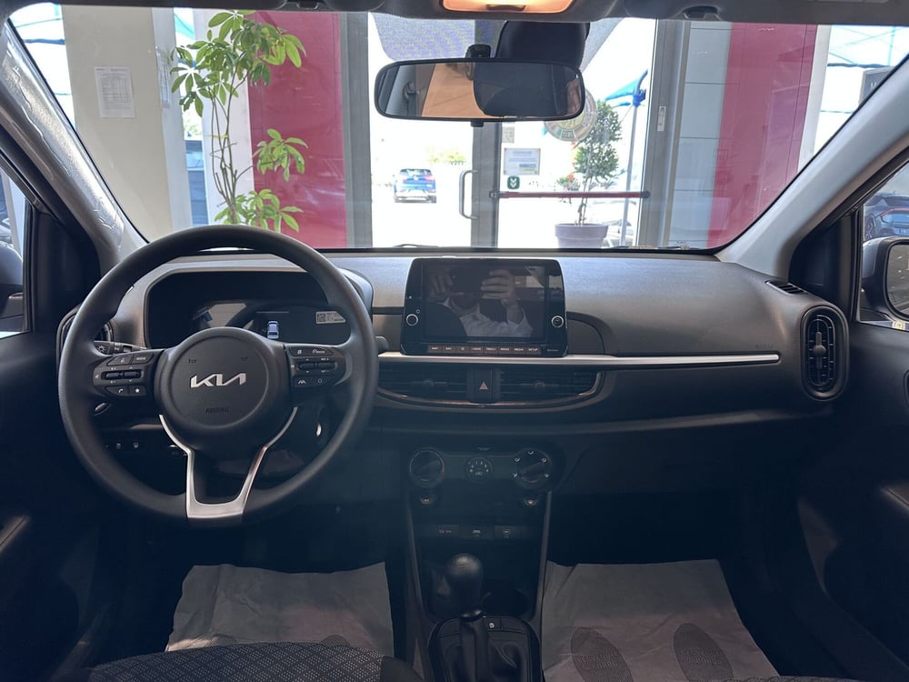 Kia Picanto nuova a Cremona (7)