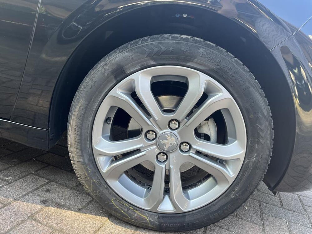 Peugeot 208 usata a Alessandria (9)