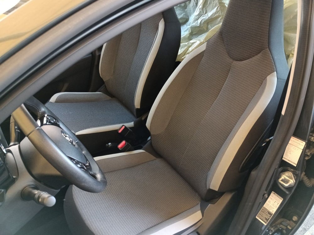 Toyota Aygo usata a Milano (11)