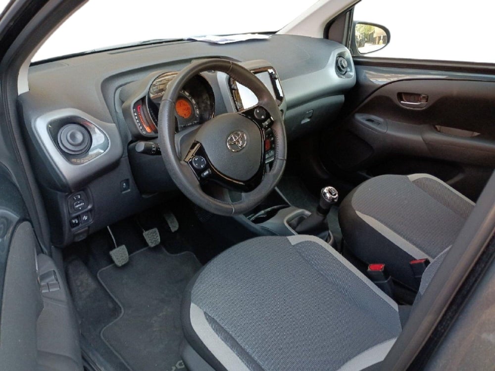 Toyota Aygo usata a Milano (15)
