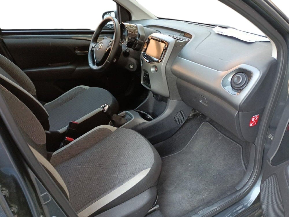 Toyota Aygo usata a Milano (6)