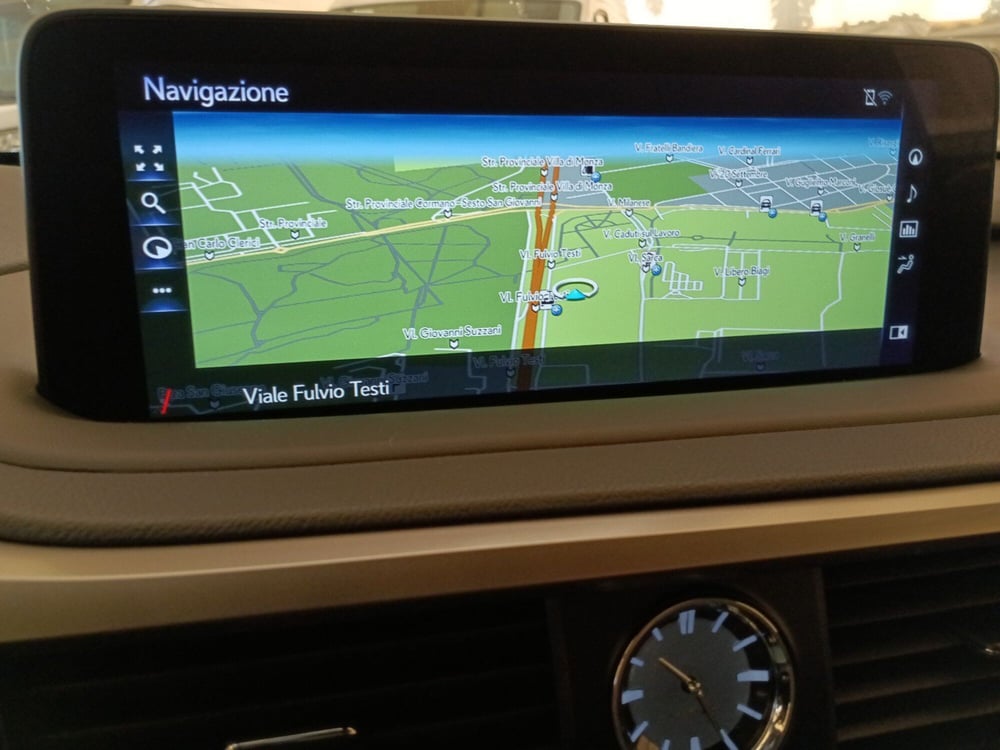Lexus RX usata a Milano (17)