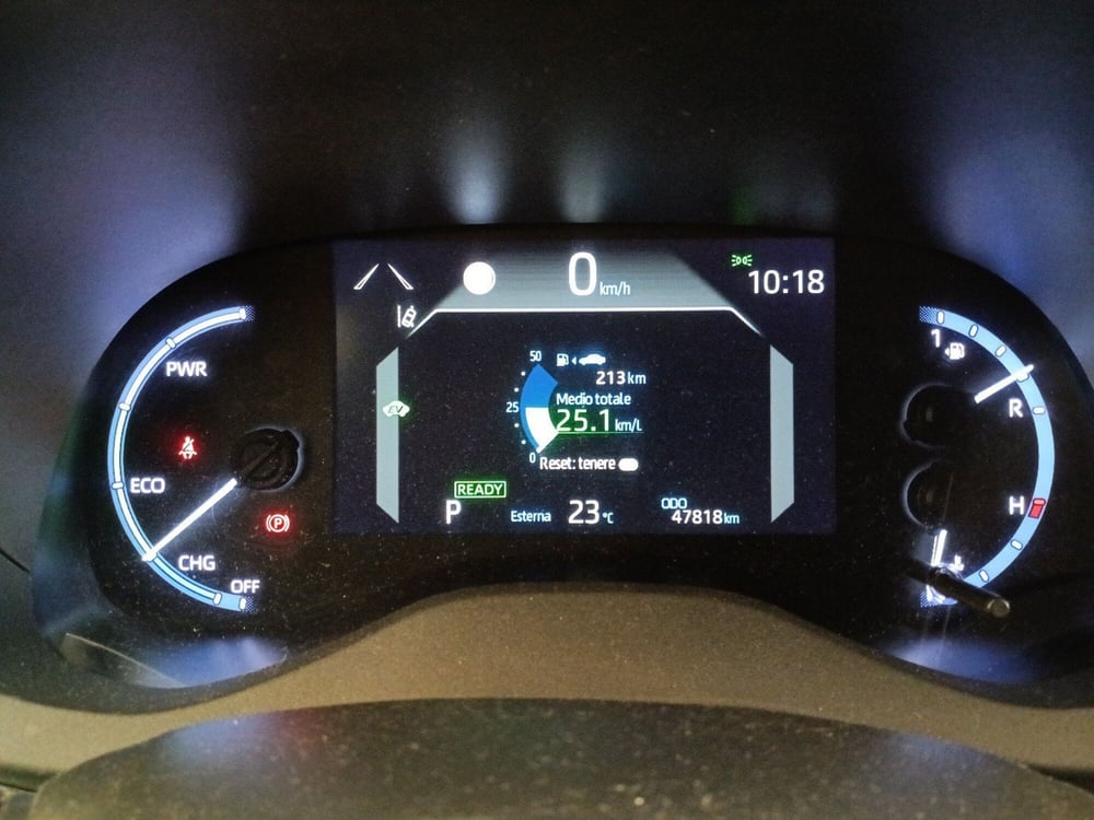 Toyota Yaris Cross usata a Milano (12)