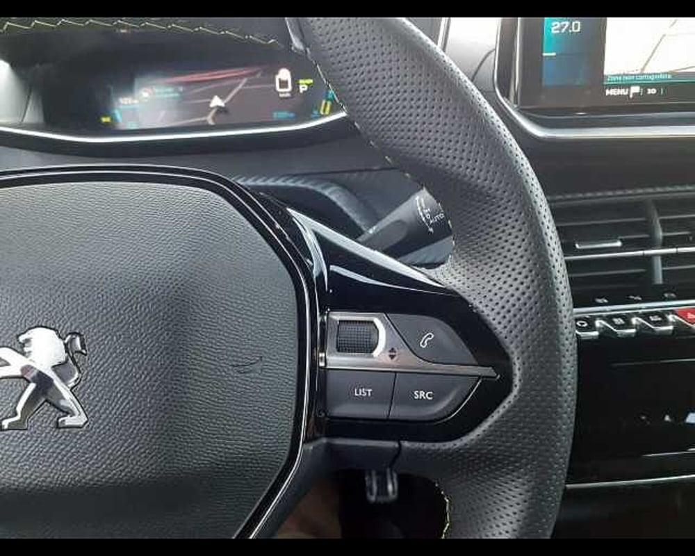 Peugeot 208 usata a Napoli (10)