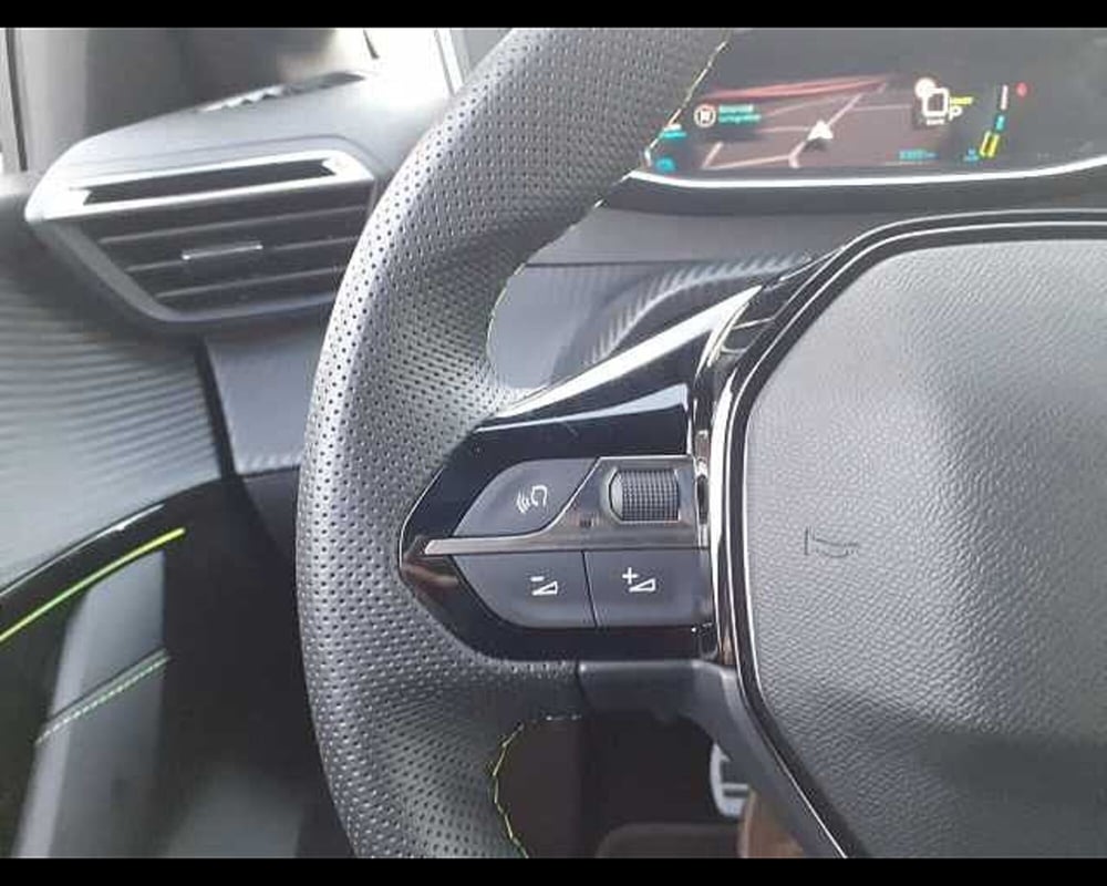 Peugeot 208 usata a Napoli (11)
