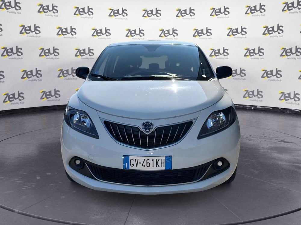 Lancia Ypsilon usata a Ravenna (2)