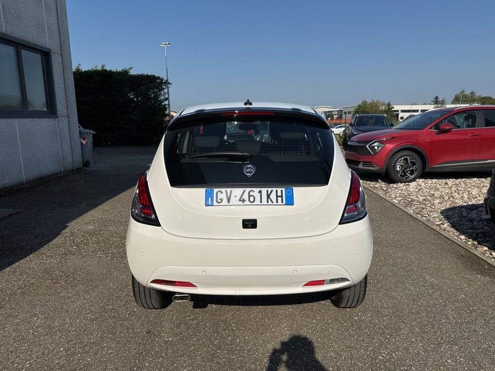 Lancia Ypsilon usata a Ravenna (5)