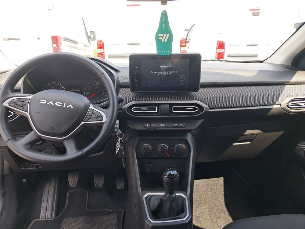 Dacia Sandero usata a Bologna (16)