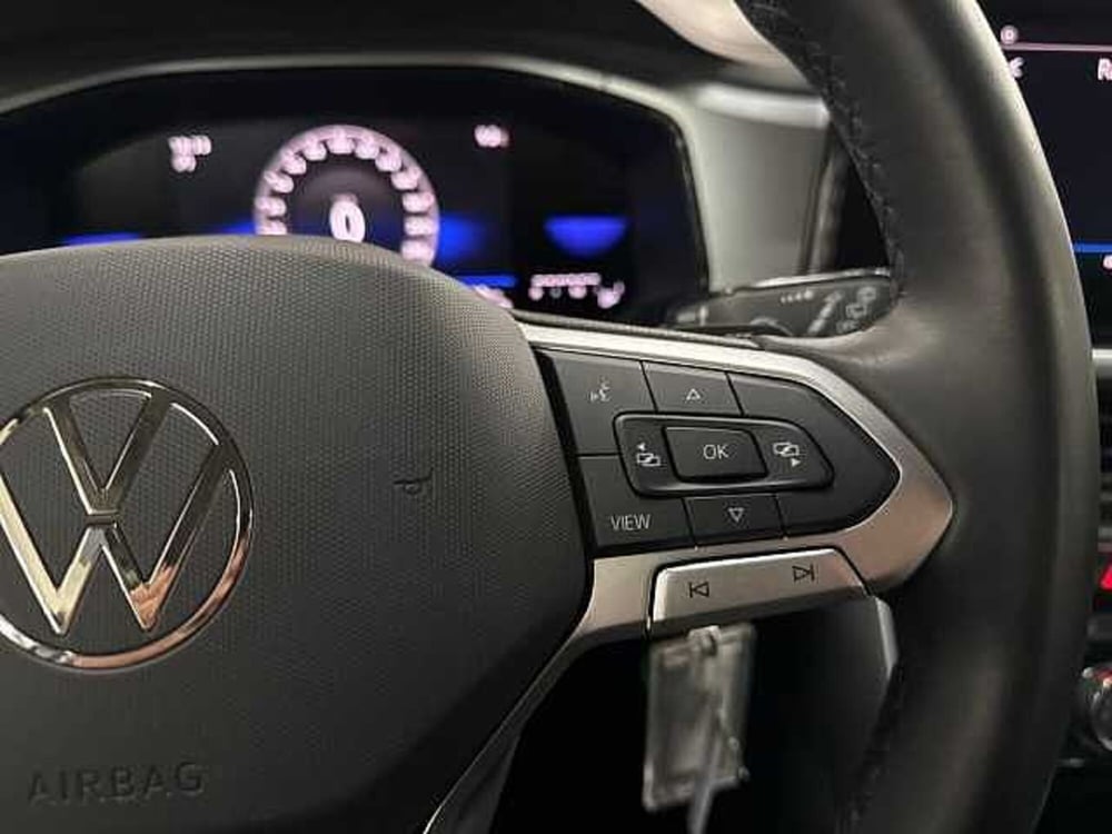 Volkswagen T-Roc usata a Napoli (17)