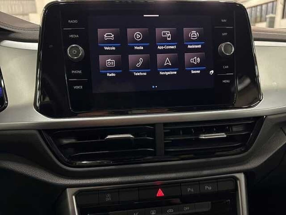 Volkswagen T-Roc usata a Napoli (17)