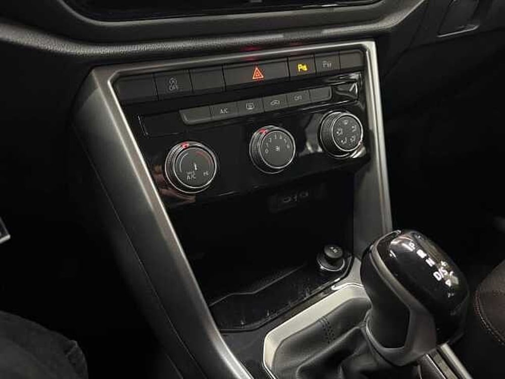 Volkswagen T-Roc usata a Napoli (19)