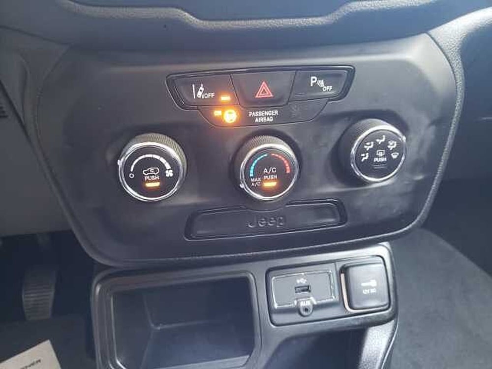 Jeep Renegade usata a Pesaro-Urbino (13)