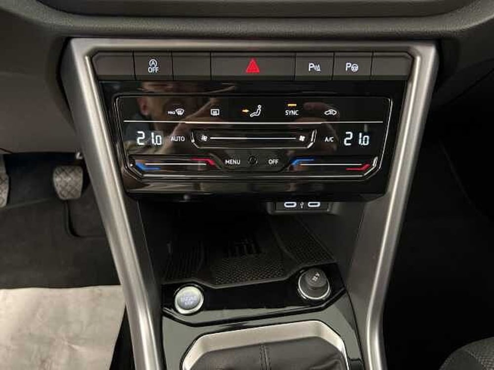 Volkswagen T-Roc nuova a Forlì-Cesena (19)