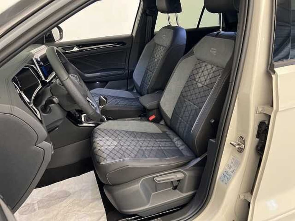 Volkswagen T-Roc nuova a Forlì-Cesena (10)