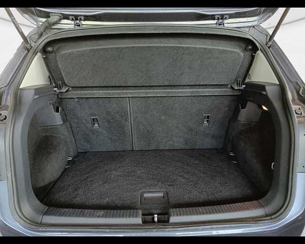 Volkswagen T-Cross usata a Roma (11)