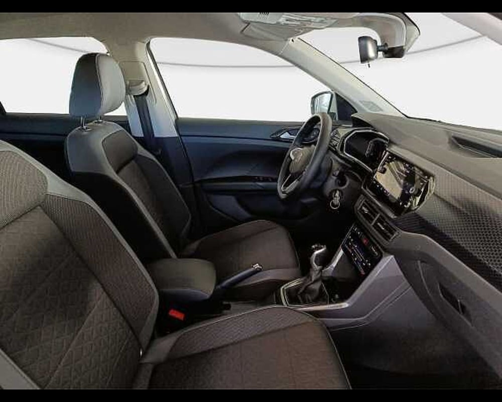 Volkswagen T-Cross usata a Roma (8)
