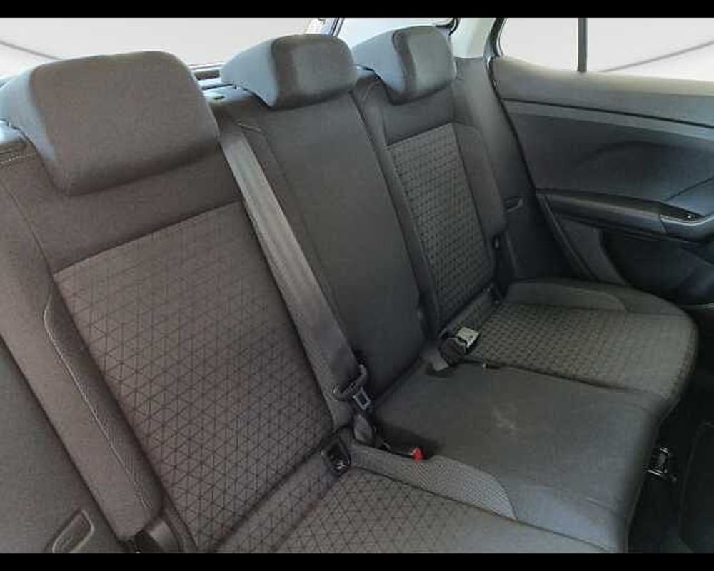 Volkswagen T-Cross usata a Roma (9)