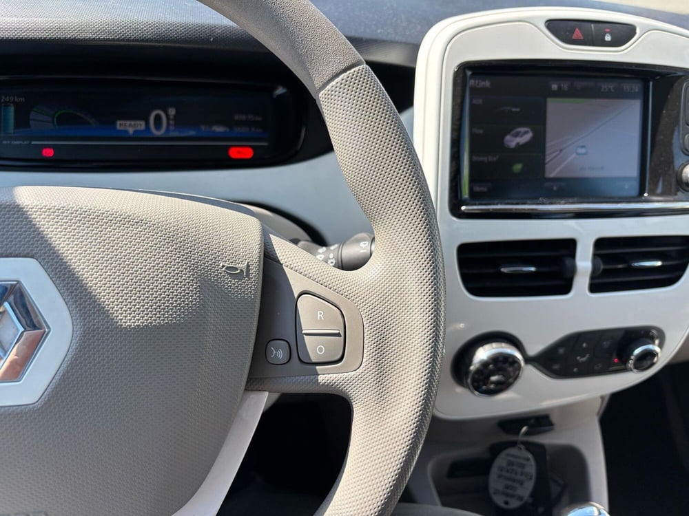 Renault Zoe usata a Pavia (3)