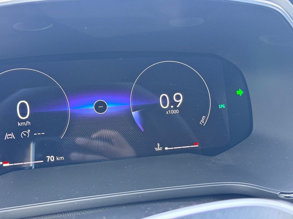 Renault Captur nuova a Pavia (11)
