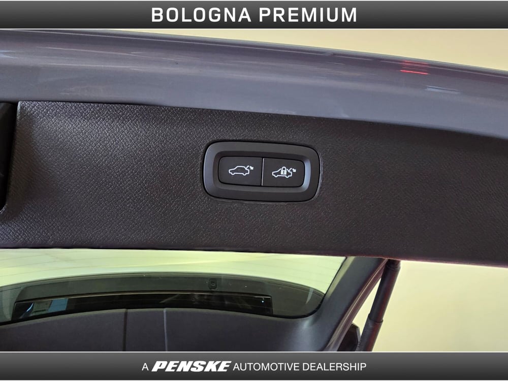 Volvo XC90 nuova a Bologna (10)
