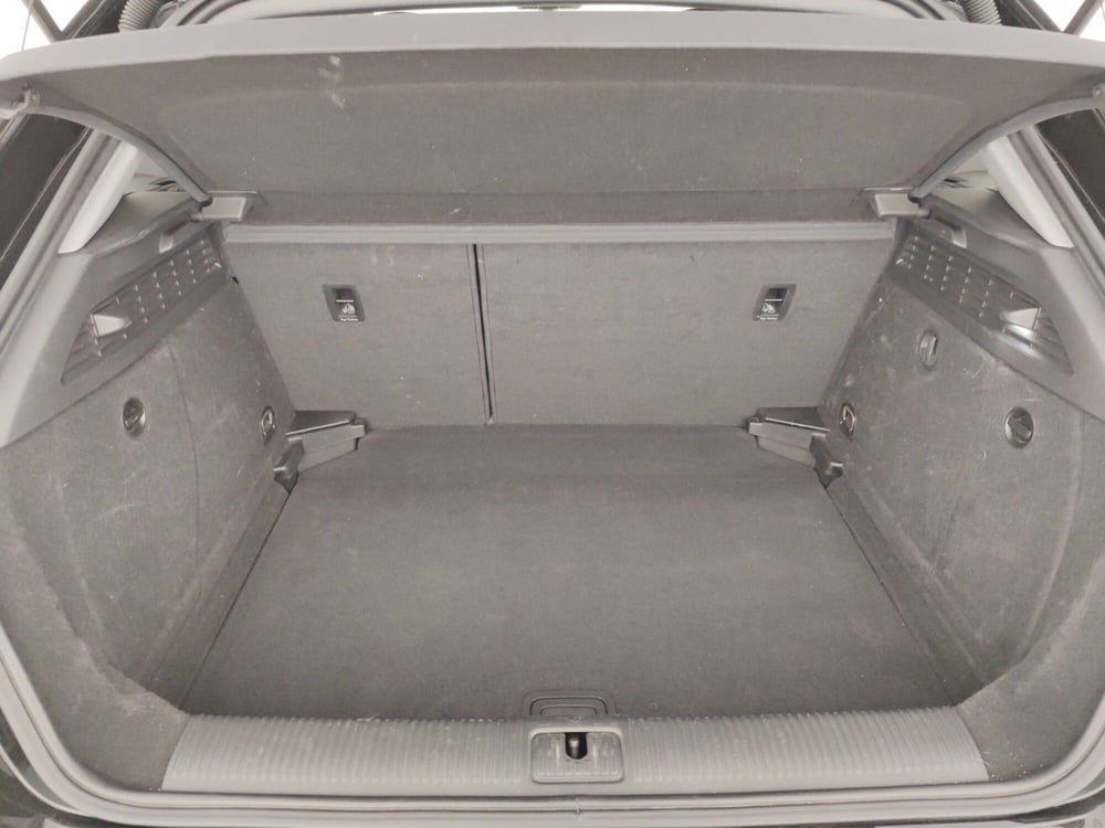 Audi A3 Sportback usata a Massa-Carrara (15)