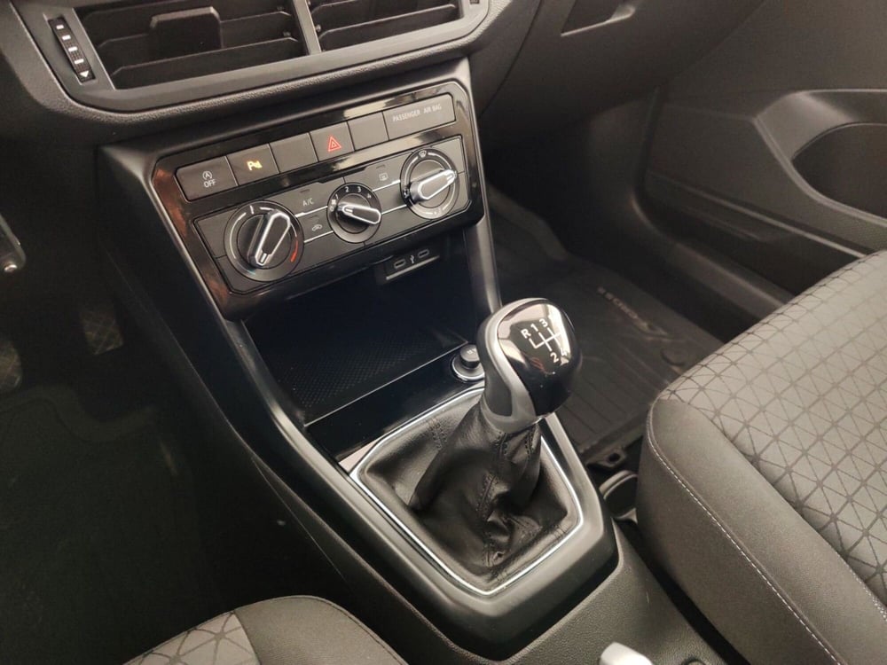 Volkswagen T-Cross usata a Massa-Carrara (11)