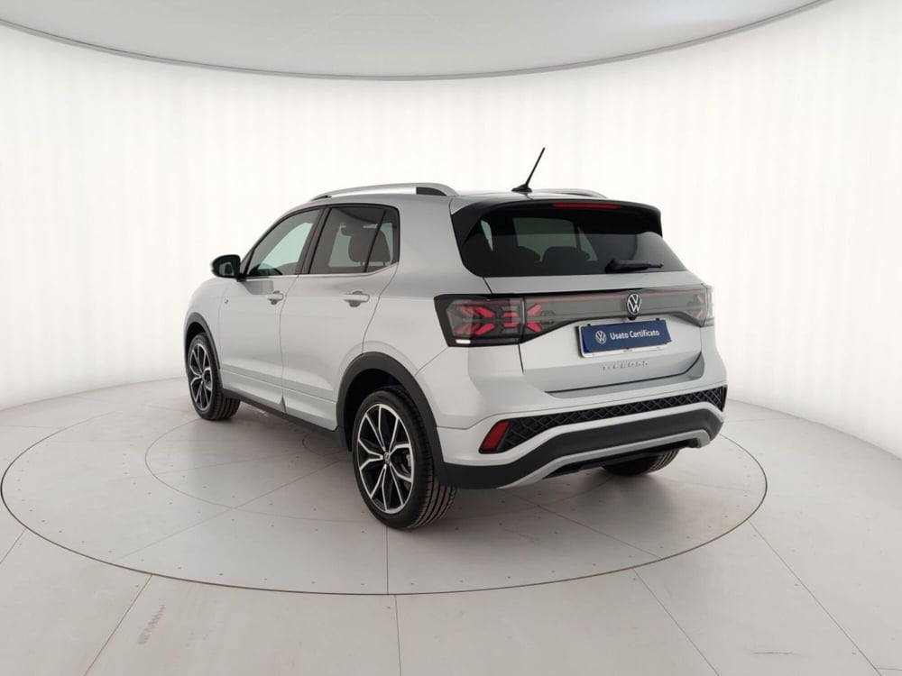 Volkswagen T-Cross nuova a Massa-Carrara (2)