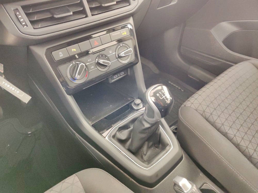 Volkswagen T-Cross usata a Massa-Carrara (11)