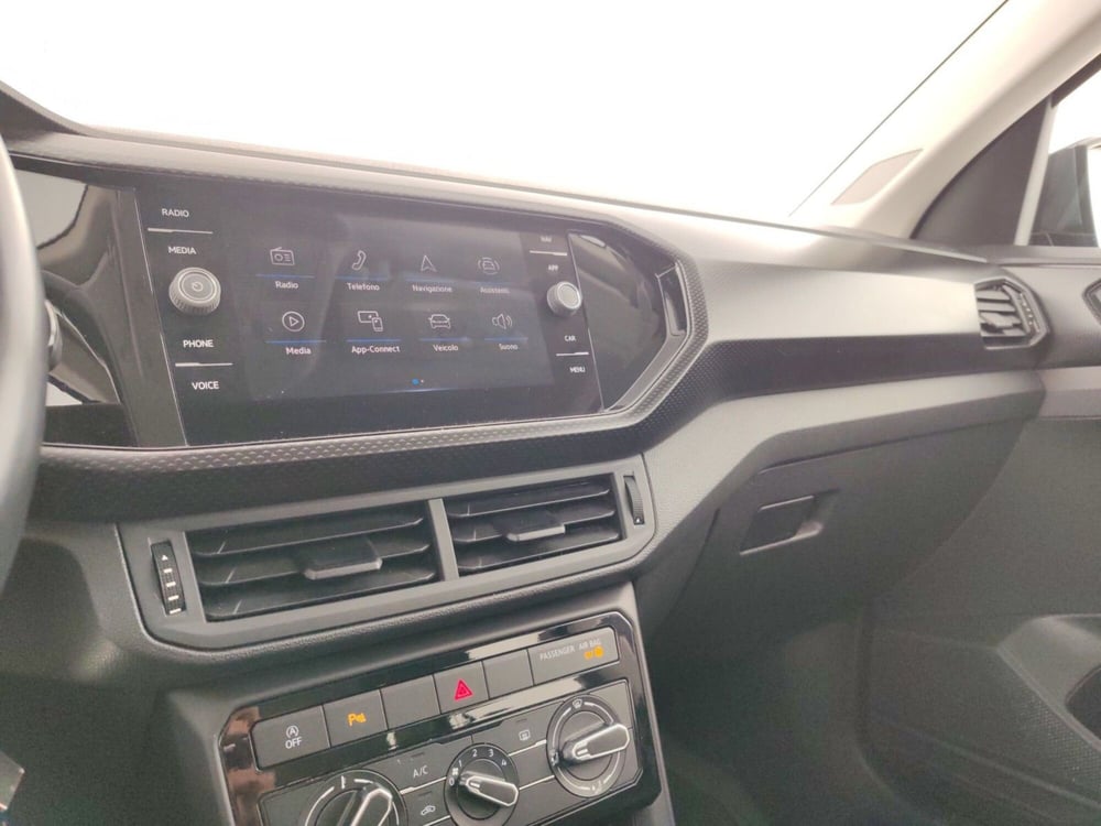 Volkswagen T-Cross usata a Massa-Carrara (12)