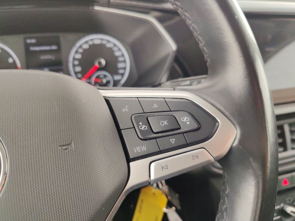 Volkswagen T-Cross usata a Massa-Carrara (13)